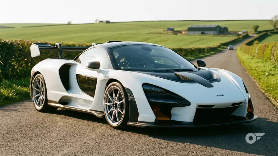McLaren Senna